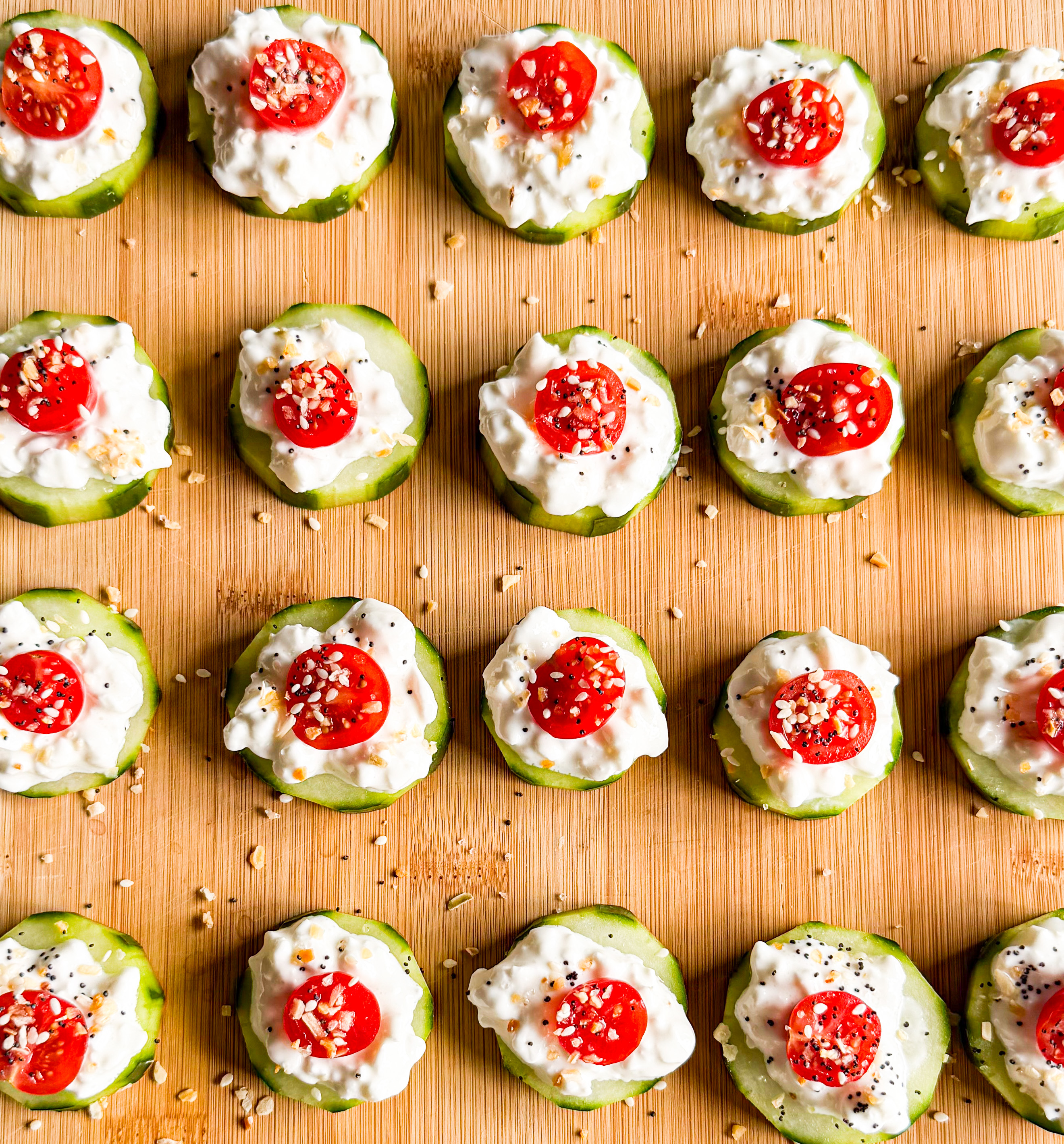 These Cucumber Cottage Cheese Bites Are My Go-To Low Carb Snack Right Now